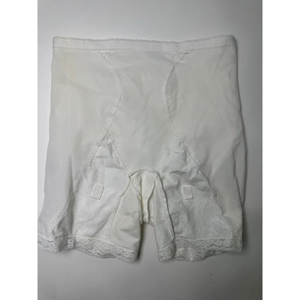 Vintage 80s Adonna JCPenney Shapewear Shorts White Lace Floral Girdle 4525 342X